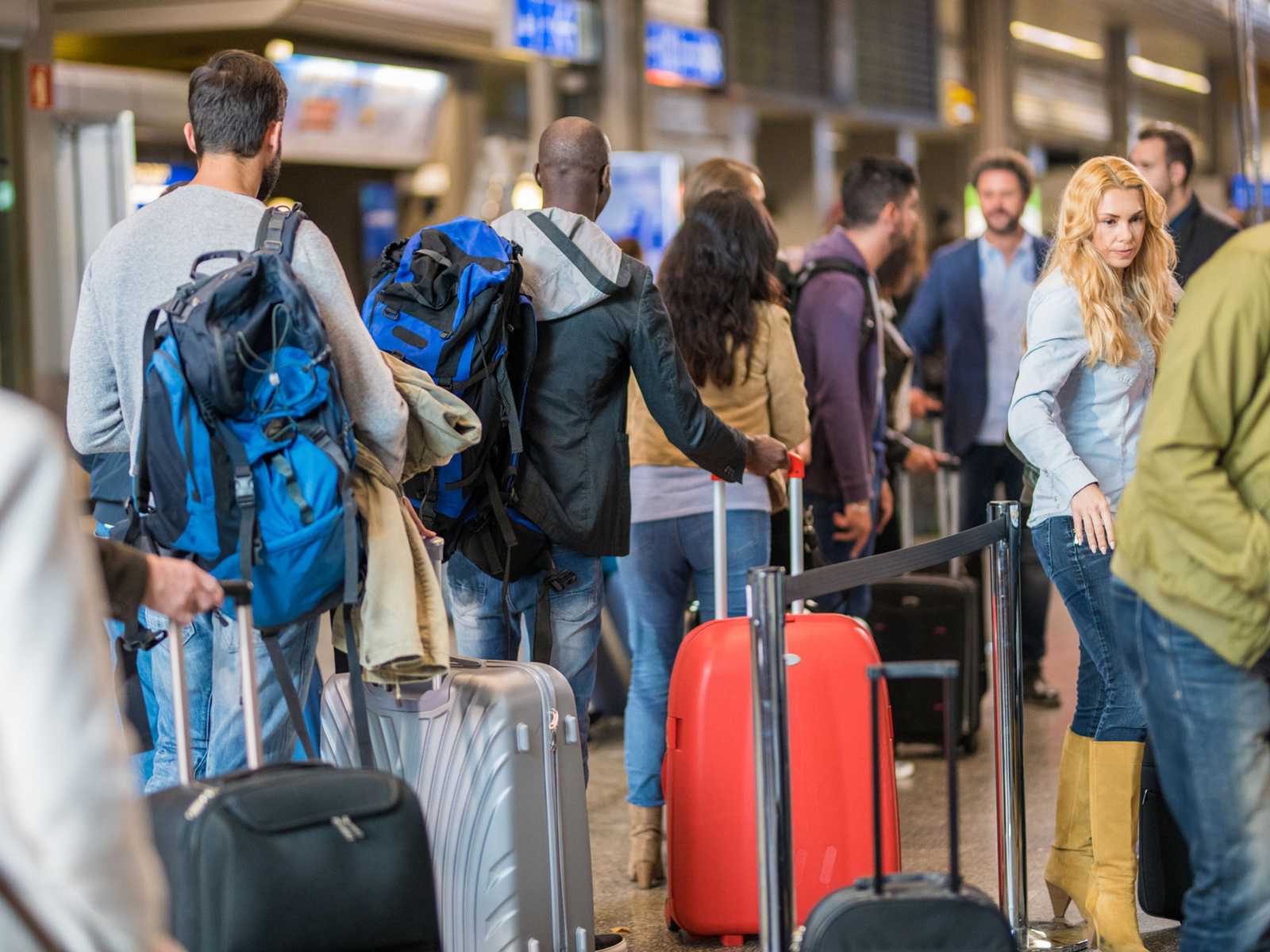 ���-���� ��� �������� ���������� ������������ � ����: iStock � 991877470